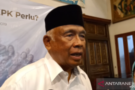 Ruki: Penerbitan Perppu KPK konstitusional