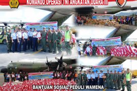 Pangkoopsau III Biak berangkatkan 14 ton bantuan Presiden dan KSAU ke Wamena