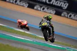 Rossi jatuh saat kualifikasi di Thailand