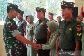 18 Anggota Kodim 1002/Barabai naik pangkat