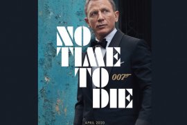 Poster pertama James Bond rilis di Twitter