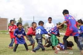 JICA dan PMI hibur anak korban gempa bumi di Sulteng