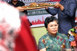 Pimpinan KPK terpilih Lili Pintauli Siregar "di-upah-upah"