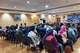 Puluhan warga Karawang terima ganti rugi lahan proyek Tol Japek II Selatan