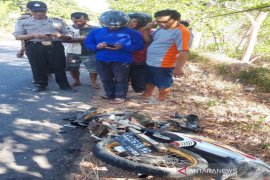 Daihatsu tabrakan dengan sepeda motor di Wonogiri, satu tewas
