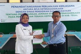 BPJSTK-Dinas Pendidikan &amp; Kebudayaan berikan perlindungan guru Tegal