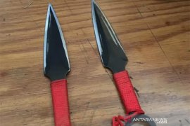 Wiranto diserang, dua orang diduga pelaku penusukan diamankan polisi