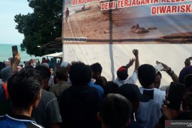 Warga Batu Beriga Bangka Tengah tolak tambang laut