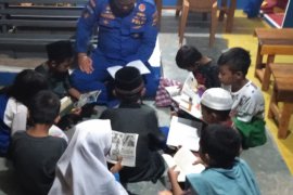 Satpolair Bangka Barat kembangkan program pondok belajar anak pesisir
