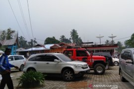 Telah sepekan Solok Selatan diselimuti kabut asap kiriman