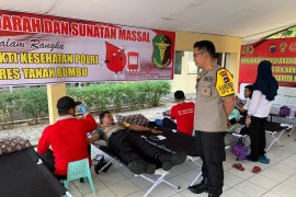 Polres Tanah Bumbu gelar bakti sosial kesehatan