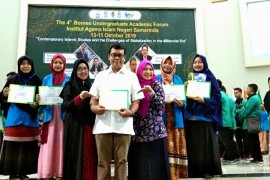 Empat Mahasiswa IAIN Pontianak raih best paper tingkat Borneo