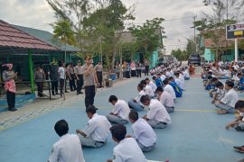 Polres Bangka gelar "Police Goes To School" di SMK Muhammadiyah (Video)