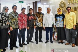 Hetifah Terima Kunjungan DPRD Paser