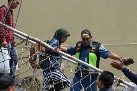 Pengungsi dari Wamena tiba di Surabaya