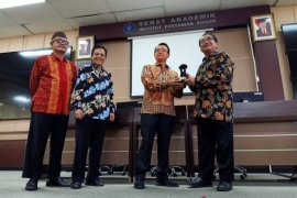 Pemerintah Kabupaten Bangka motivasi penerima beasiswa IPB