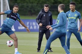 Empat kali kalah, Silva yakin kepercayaan diri Everton pulih