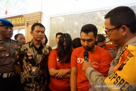 Polrestabes Surabaya ungkap pembunuhan  bermotif utang