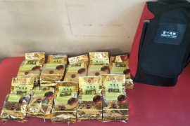 Polisi tangkap seorang ibu rumah tangga bawa 15 kilogram sabu milik suaminya