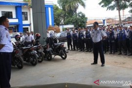 Jumlah "truk nakal " melintasi Kota Tangerang menurun 75 persen