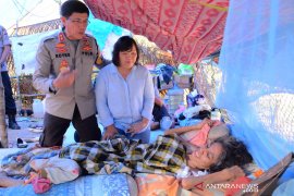 Kapolda tawarkan pengobatan gratis bagi penderita kanker di pengungsian