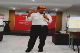 Pengamat : Presiden harus tempatkan orang profesional sebagai menteri