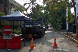 Pelantikan Presiden, panser Anoa disiagakan di depan kediaman Ma'ruf