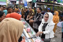 Peringatan hari cuci tangan se dunia dilaksanakan serentak di tiga lokasi berbeda  di Madina