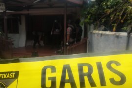 Densus 88 geledah dua rumah di Bandarlampung