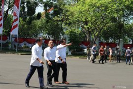Pratikno, Nico Harjanto, Fadjroel Rahman datangi istana