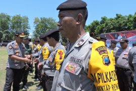 Kapolres Situbondo ingatkan petugas pengamanan pilkades kedepankan sikap humanis