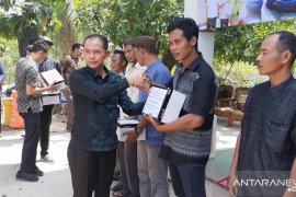 Pemerintah Kabupaten Bangka salurkan bantuan sarana prasarana budi daya lele