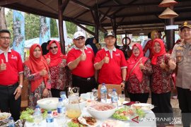 Wabup Bangka sambut kedatangan wisatawan dari 14 negara