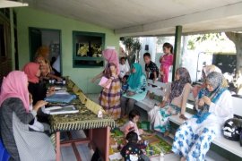 Sebagian anggaran dana kelurahan tahap II di Ternate belum dicairkan