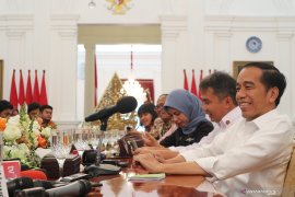 Jokowi: Yasonna dipilih untuk selesaikan "omnibus law"