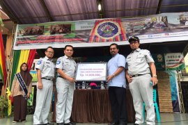 Bantuan CSR Jasa Raharja giring Pustaka SMK Labor Pekanbaru juara nasional