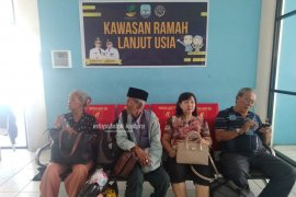 Pemprov Sediakan Kawasan Ramah Lansia
