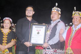 Mahakam Ulu Pecahan Rekor Tarian Hudoq Nonstop 25 Jam