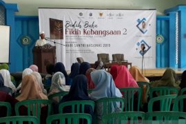 Gus War ajak santri perangi radikalisme