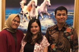 Tiga milenial penerima beasiswa negara berbagi pengalaman