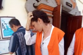 Guru yoga asal Spanyol divonis satu tahun karena kokain