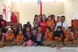 OCBC NISP membangun fasilitas umum di Lombok Utara