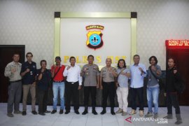 Aang berharap sinergitas Polri dengan wartawan terus meningkat