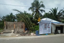 Warga Morela bangun rumah percontohan tahan gempa di Waai
