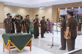 Dua pejabat Kejaksaan Sulut mutasi ke Gorontalo