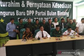 Yusril: Saya tidak  pernah minta jabatan kepada Jokowi