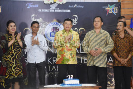 Bupati Poso jelaskan makna kata Pamona di depan civitas akademika Unkrit Tentena