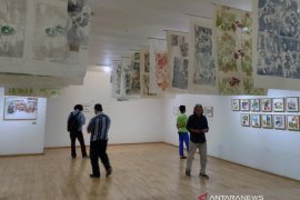 Pameran "Bedroom in Arles Retouch" ungkapan potensi diri