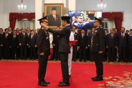 Presiden Jokowi lantik Idham Azis sebagai Kapolri