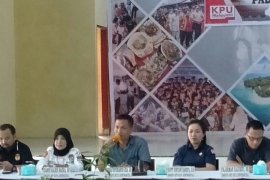 KPU Gunungsitoli evaluasi pencalonan anggota DPRD